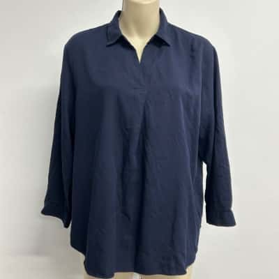 Uniqlo Womens Size M Navy Blue Shirt