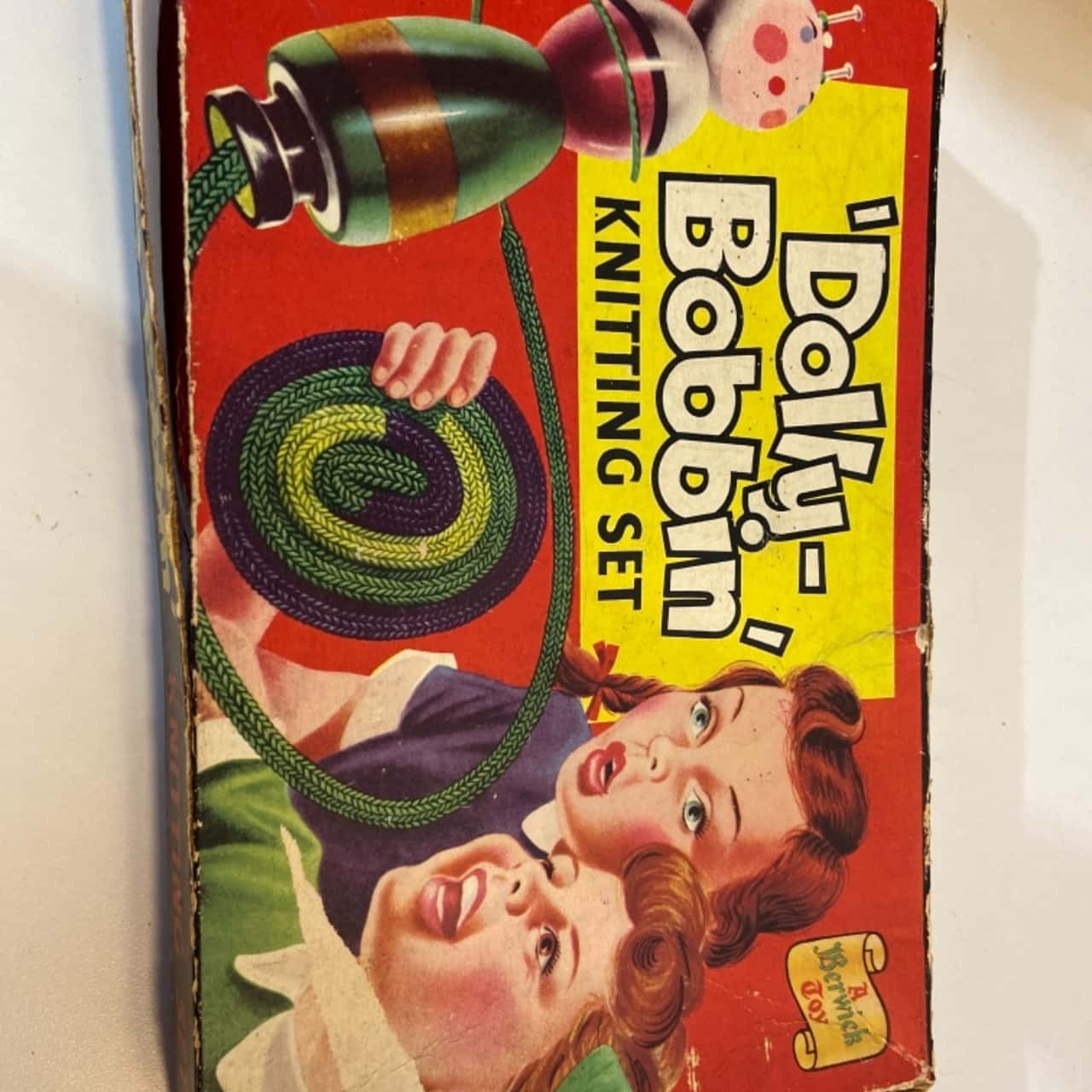1950’s Dolly Bobbin’ Knitting Set