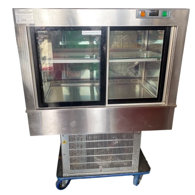 BARGAIN Cossiga Industrial Display Fridge Refrigerator. Electrical Tested for Safety Model #GDGRF9R.  PLEASE READ DESCRIPTION 