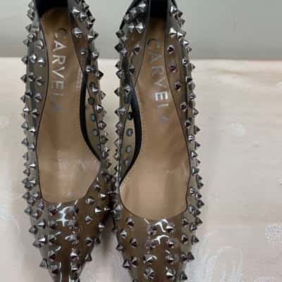 Calvela woman’s Size 36 Heels Black with studs 