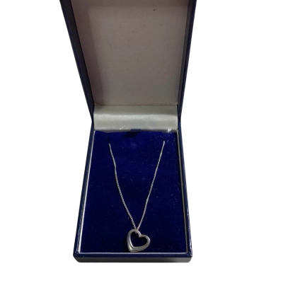  Women 925 Sterling Silver Necklace 