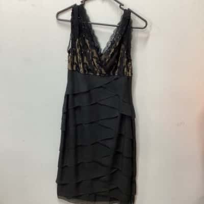 Marina Size 4 Formal Dress    (B)