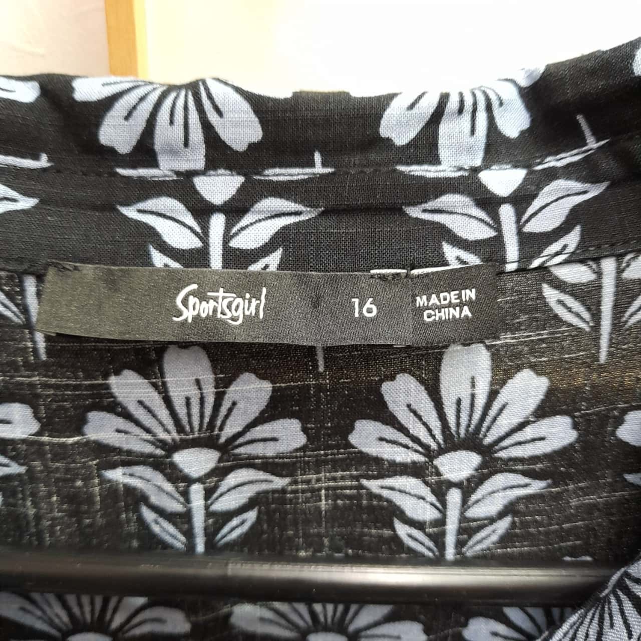 Sportsgirl Womens Size 16 Long Sleeve Maxi Dress Black / Blue / Floral (s)