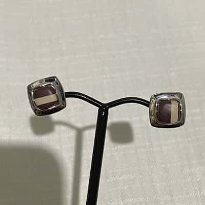 Marked 925 SILVER STUDS/EARRINGS with Brown and white insert. 