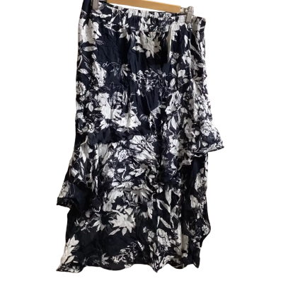 Susan Womens  Size 12 Blue / Floral Skirt 