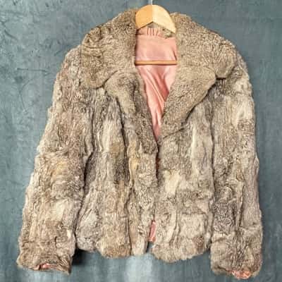  Womens  Size 10 / 8 Light Brown Fur Coat