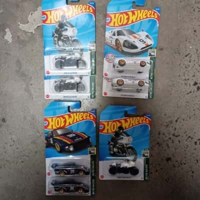 Hot Wheels Retro Racers x 7