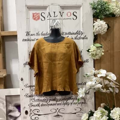 RB&IVE BRAND!  Womens  Size One Size Short Sleeve Top Mustard! BEAUTIFUL SHORT SLEEVE TOP WITH FRILL HEM AND SLEEVES! GREAT FOR DRESSING UP OR DOWN! MADE WITH 100% LINEN!