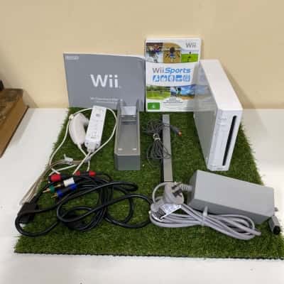 Nintendo Wii Console Bundle With Game