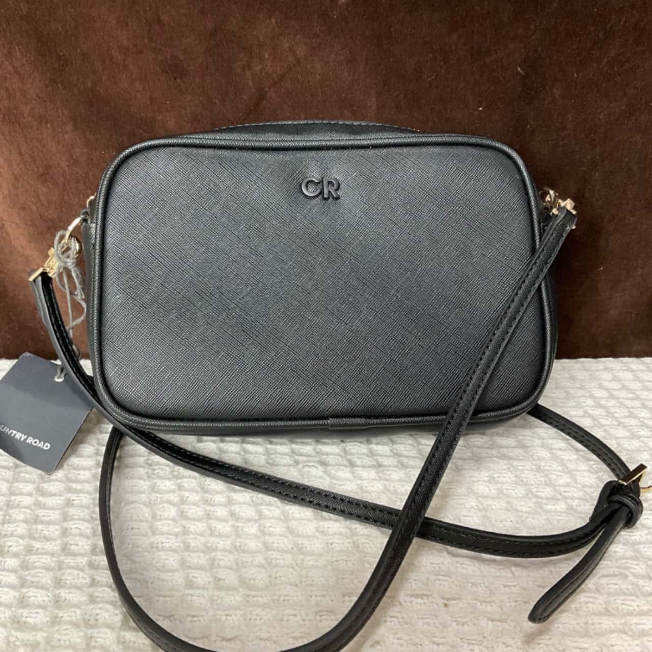BNWT Country Road Small Cross Body Pouch Bag Black (s)