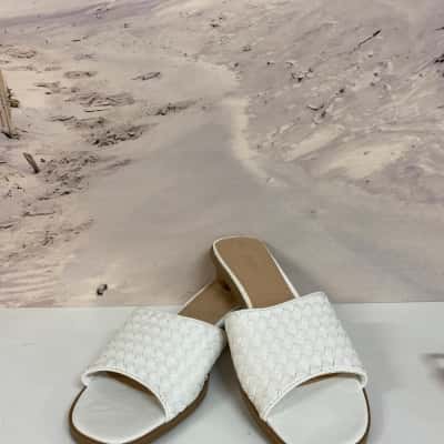 BNWT Sportsgirl Slides Size 10 
