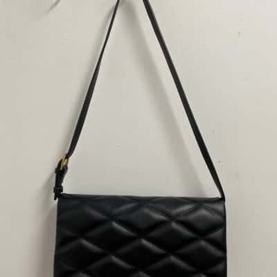 Country Road Womens Shoulder Bag Black  