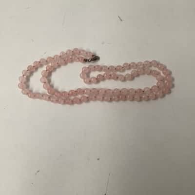  Womens Pink  quartz necklace