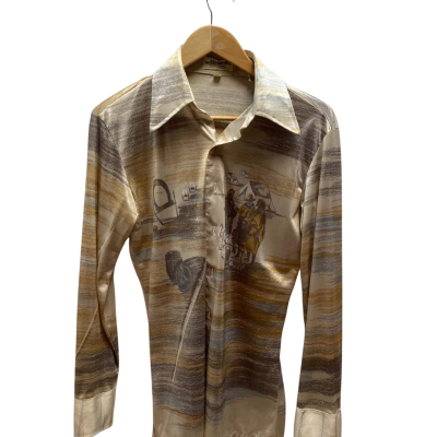 AUGIE Womens Size M Gold & Grey Pattern Blouse