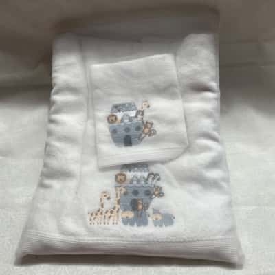 Jiggle & Giggle Gorgeous Baby Towel & Wash Cloth Set in Organza Gift Bag