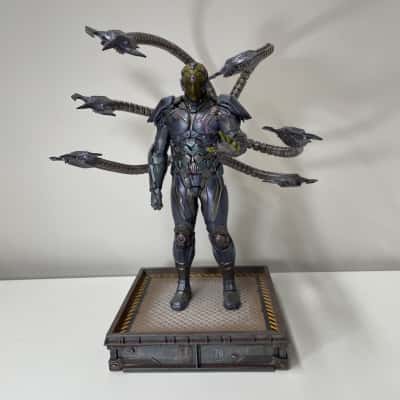 DC comics Brainiac injustice 2 the verses collection triforce statue