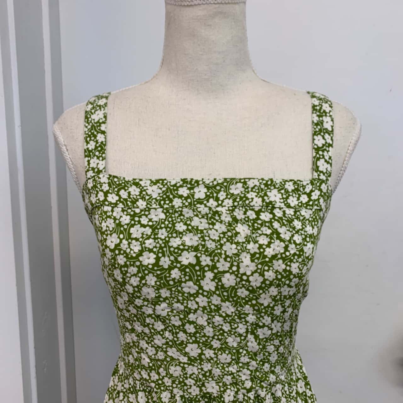 Ghanda Summer Floral Maxi Dress Size M (s) - Used Very Good | Salvos Stores