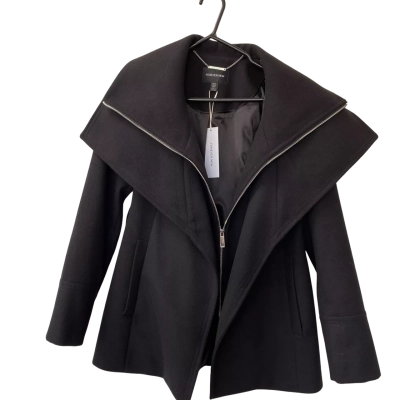 Forever New Black Cropped Coat   Size 8 