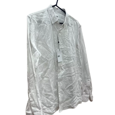 Yd. Mens  Size M White Buttoned Up Shirt 