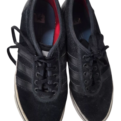 Adidas Mens  Size 7 Sneakers Black  