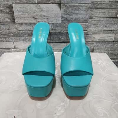 Alias Mae Womens  Size 38 High Heel Slip-On Shoes Teal 