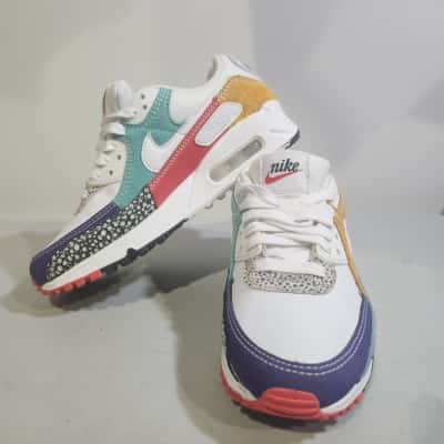 Ladies Nike AirMax White Animal Safari Size US6 - EUC