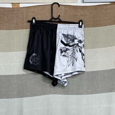 Aussie footy shorts Womens  Size L Gym Shorts Black  / Pattern / White 
