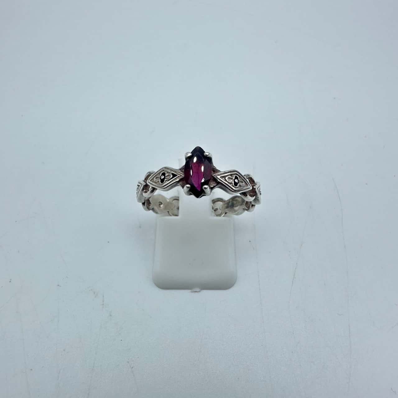 Vintage Avon RJ 925 Purple Stone Ring Size R(s)