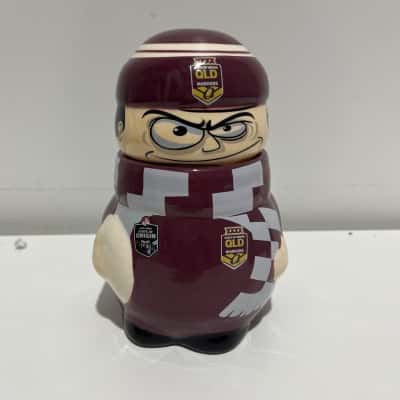 Queensland Maroons State of Origin ceramic character jar with removable lid. 
