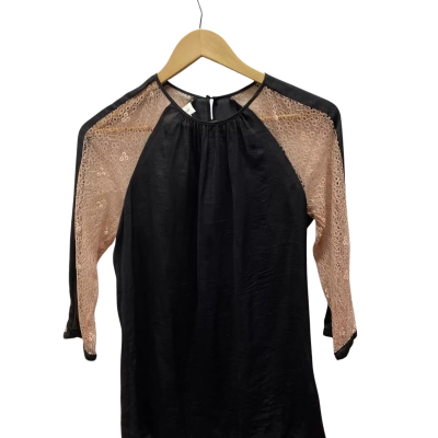 Witchery Womens  Size 6 Black & Cream Top