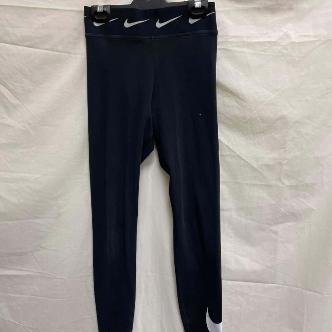 Nike Womens Size XS Black Leggings(s)
