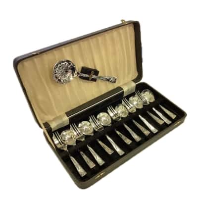Sheffield England Chromium Plated 13 Piece Serving Set