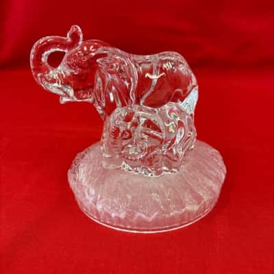 RCR Royal Crystal Rock 24% Lead Crystal Glass Elephant & Baby Calf Figurine