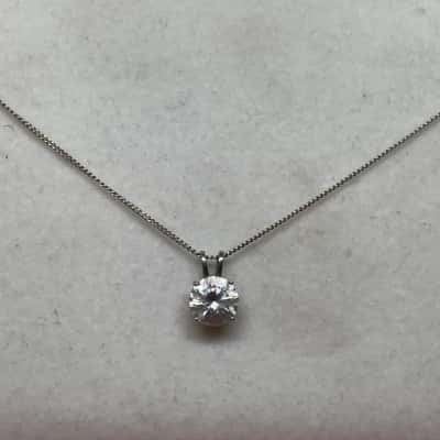  Womens Necklace / Pendant Silver 925 stamped 