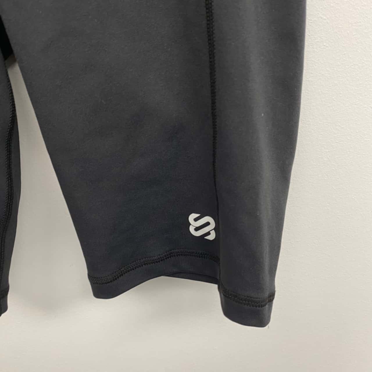 Sharny Julius Black Active Wear But Lifting Shorts Size 8 / S (s)