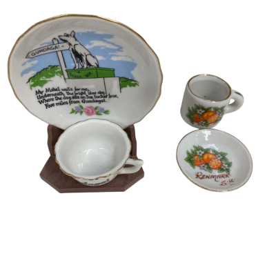 2X Miniature Cup and Saucer Ornaments - Renmark and Gundagai