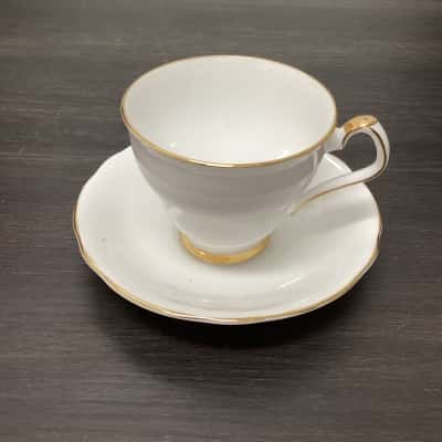 Royal Windsor Tea Cup Set