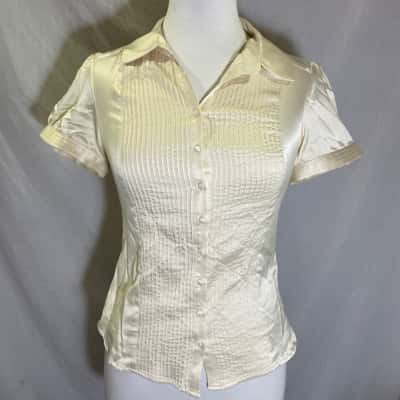 Events  Size 8 Blouse Yellow 