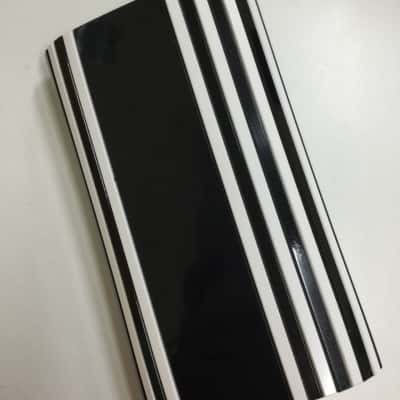 Olga Berg Womens Black/ White Bag