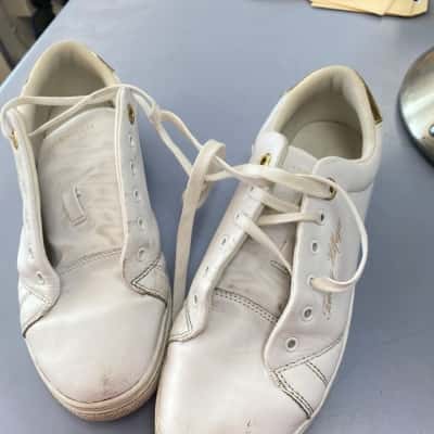Tommy Hilfiger Womens  Size US 7.5 Sneakers White 
