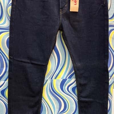 NEW!! Levi’s Skinny Jeans 