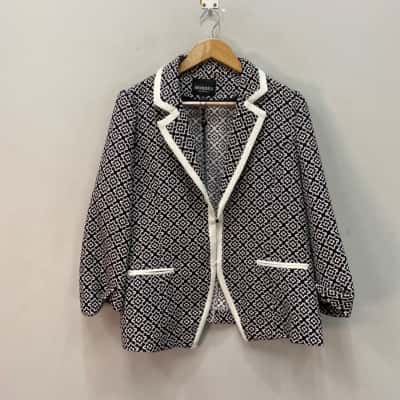 Mossee Womens  Size 16 Suit Jacket Black  / White 