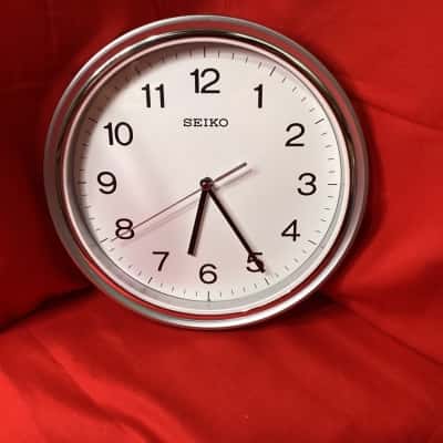 Seiko Wall Clock - Modern Silver & White 