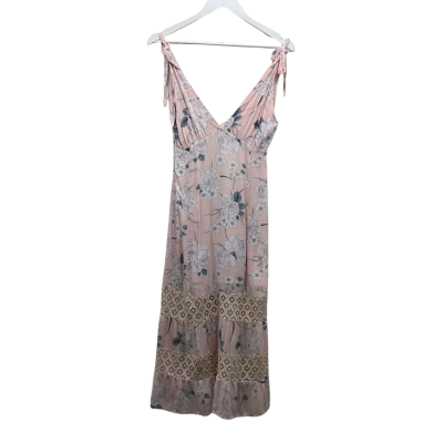 Emily’s $15 Fashion Frenzy! Minkpink Size XS Floral Pink Dress