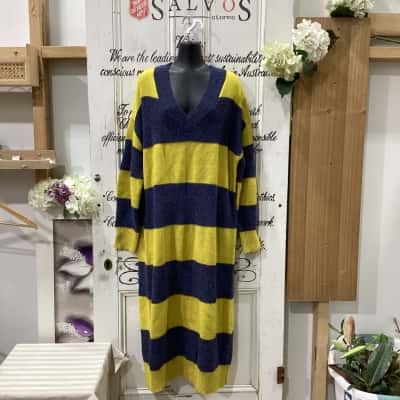 ELLIS & DEWEY WHITE LABEL BRAND! BNWT A THICK WINTER WARMER DRESS! Womens  Size L Casual Dress / Long Sleeve Dress / Maxi Dress Blue / Pattern / Striped / Yellow 