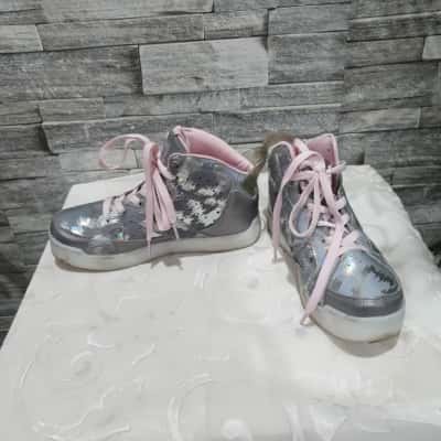Skechers  Energy lights 2.0 Kids  Size 4 US Shoes Grey / Silver / White 