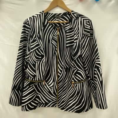Liz Jordan Womens  Size 18 Suit Jacket Black  / White 