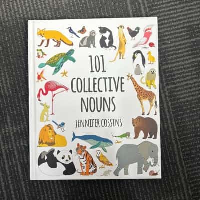 101 Collective Nouns, Jennifer Cossins 