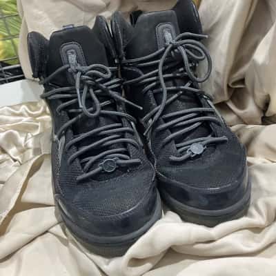 Nike Air Jordan  Mens  Size 10 Sneakers Black  