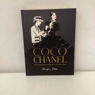 Coco Chanel: The Illustrated World of a Fashion Icon